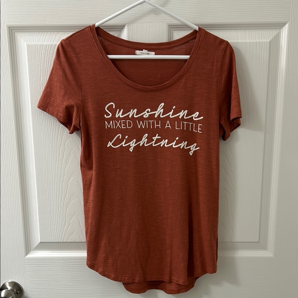 XS Maurice’s Women's Rust Graphic Tee